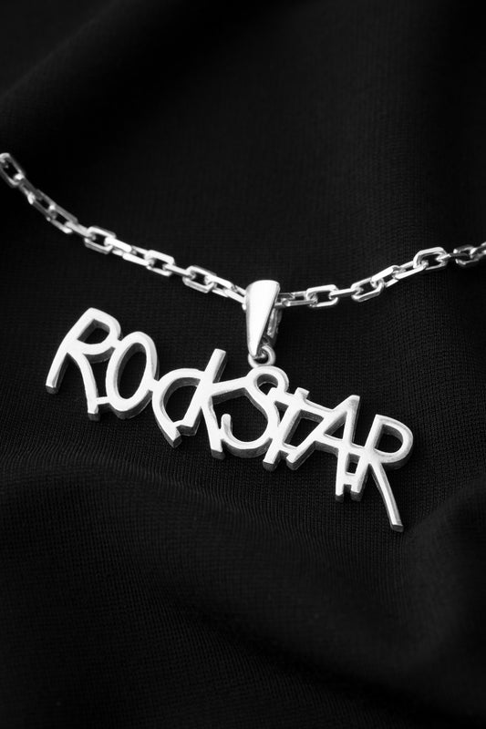 SREBRNY ŁAŃCUSZEK Z ZAWIESZKĄ ROCKSTAR